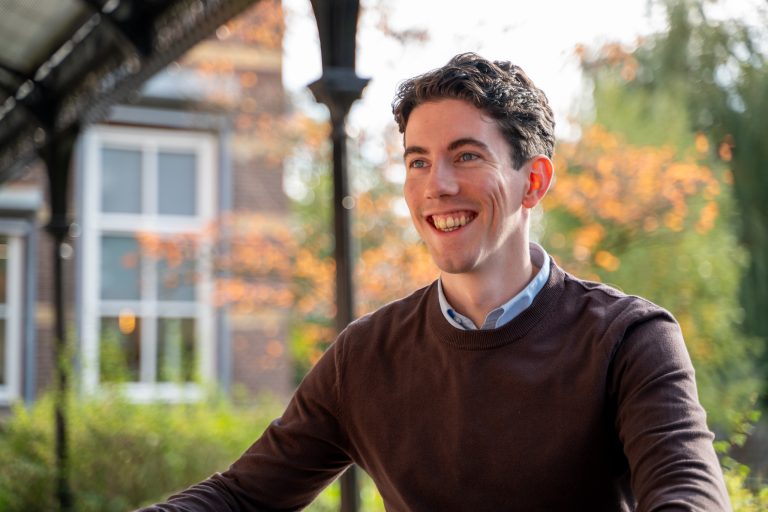 slim aansturen op zonneenergie middels zonnedaken - Jasper Emmett Green